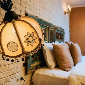  Otel 1870's Tas - Sanat Sokagi Türkiye
